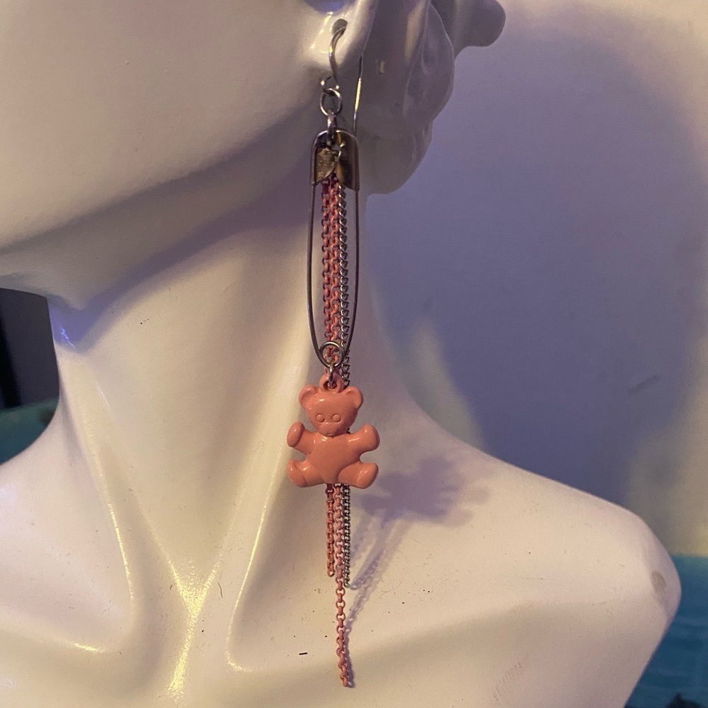 Pink dangle bear earrings
